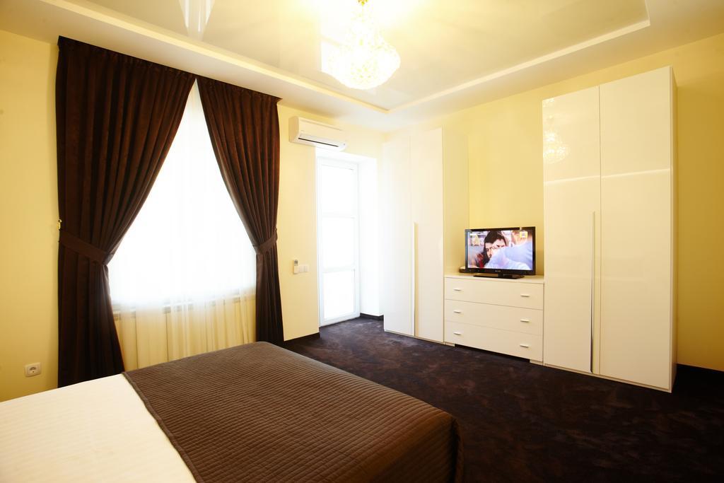 Central Park Apartments คีชีเนา ห้อง รูปภาพ