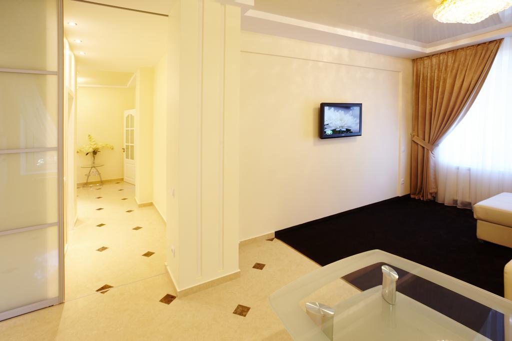 Central Park Apartments คีชีเนา ห้อง รูปภาพ