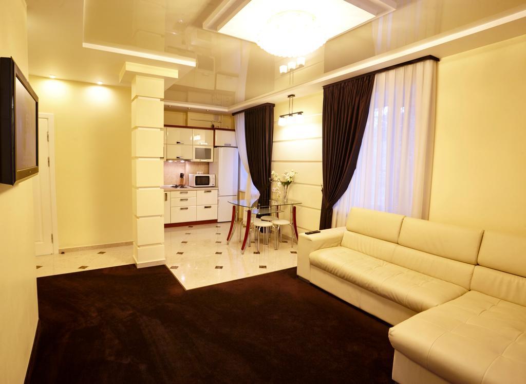 Central Park Apartments คีชีเนา ภายนอก รูปภาพ