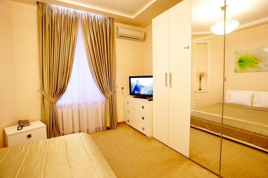 Central Park Apartments คีชีเนา ภายนอก รูปภาพ