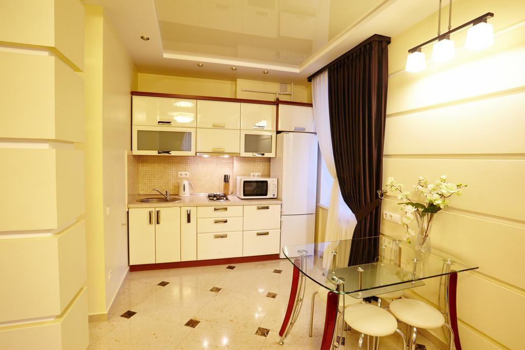 Central Park Apartments คีชีเนา ภายนอก รูปภาพ